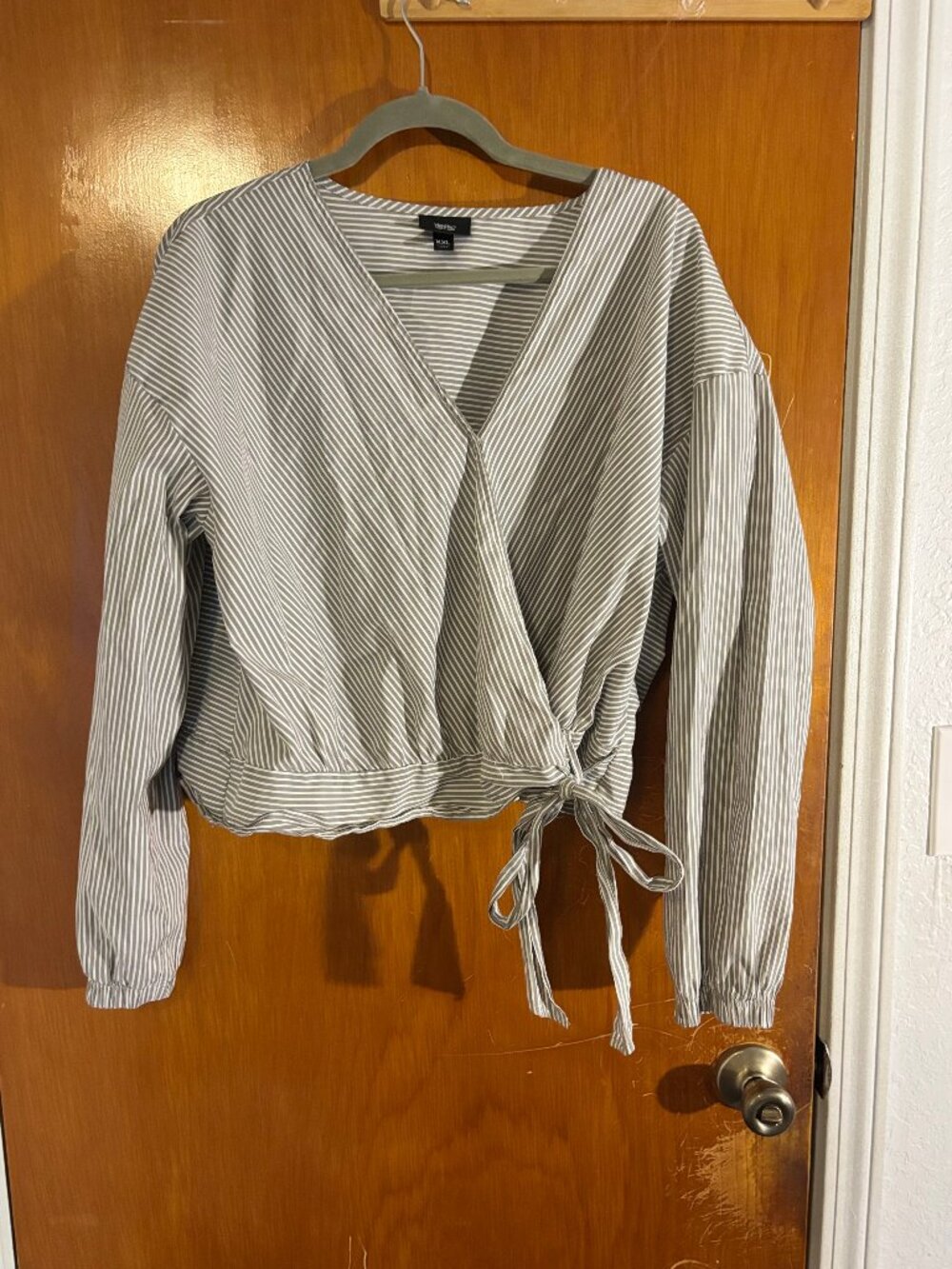 Mossimo Grey White Striped Wrap Front Long Sleeve Blouse Side Tie XXL